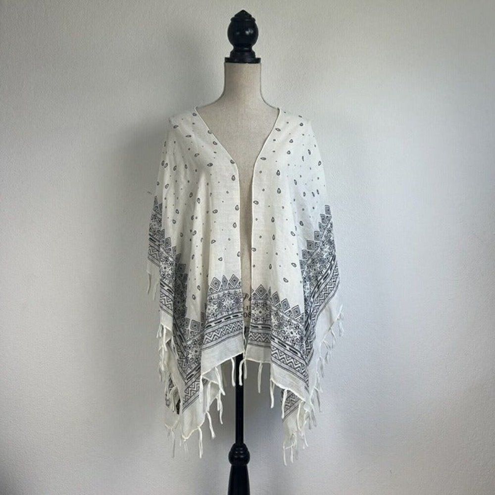 Raj Women’s Bohemian Blue & White Kimono Wrap Cardigan Lightweight One Size